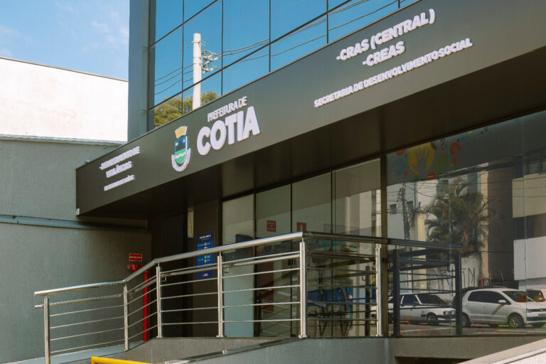 CRAS e CREAS de Cotia já estão funcionando em novo endereço